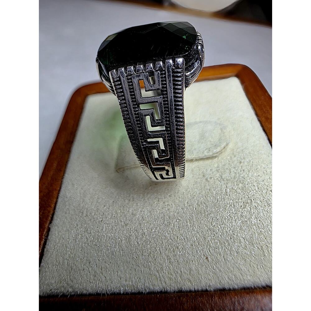 S9.5 Emerald Signet Engraved Ring 925 Sterling Silver - Picture 5 of 9